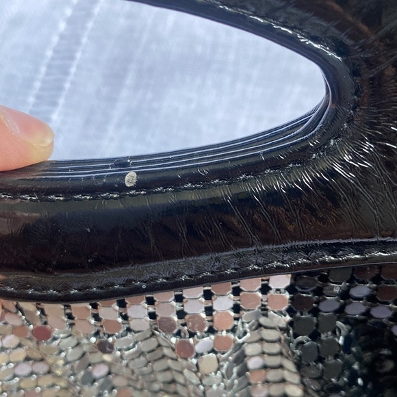 Express Y2K metal mesh hand bag. - Picture 7 of 13